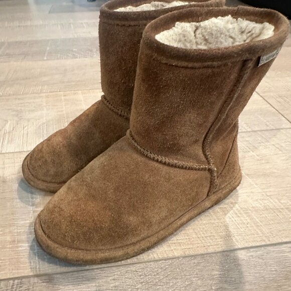 BEARPAW SUEDE GIRLS BOOTS SIZE 12 - Picture 4 of 9